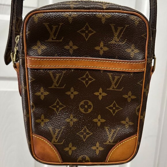 Louis Vuitton Danube Monogram Crossbody Handbag SL1919 Authentic COA Included - Picture 1 of 16